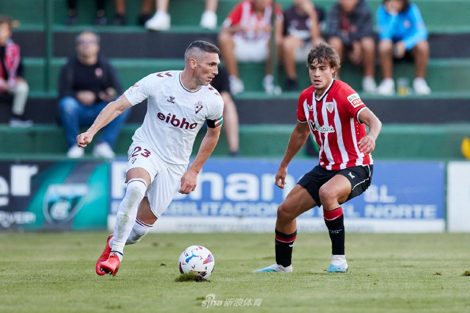 乐部的目光 乐部的目光